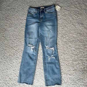 🆕 NWT Altar’d State light wash destroyed jeans womens size 26